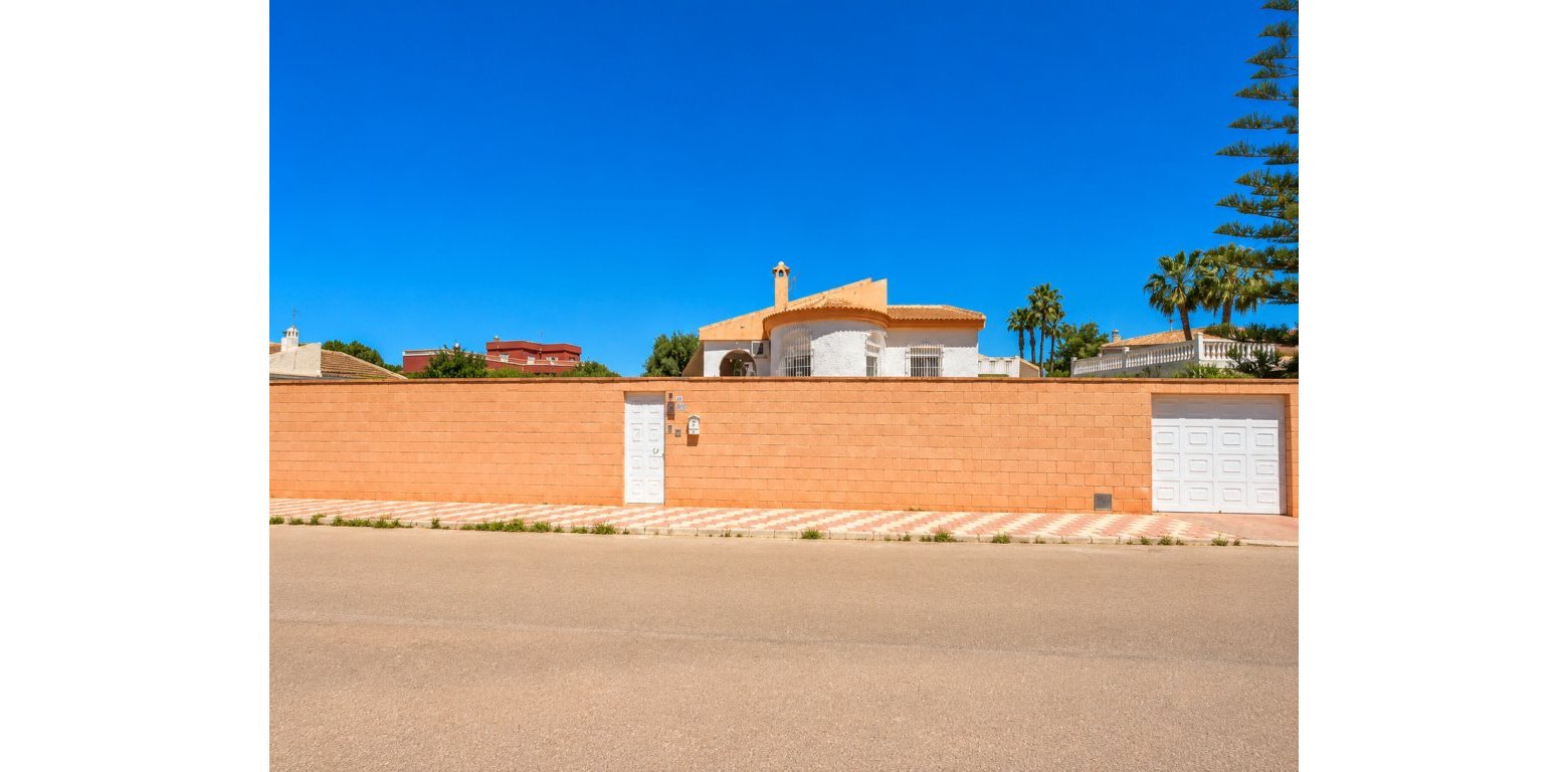 Wtórny - Villa - Torrevieja - La Siesta