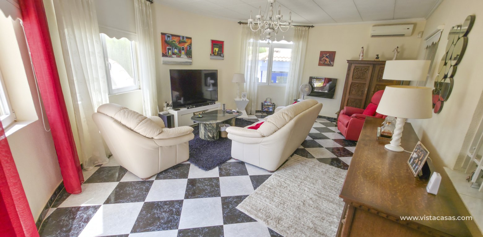 Venta - Chalet - Torrevieja