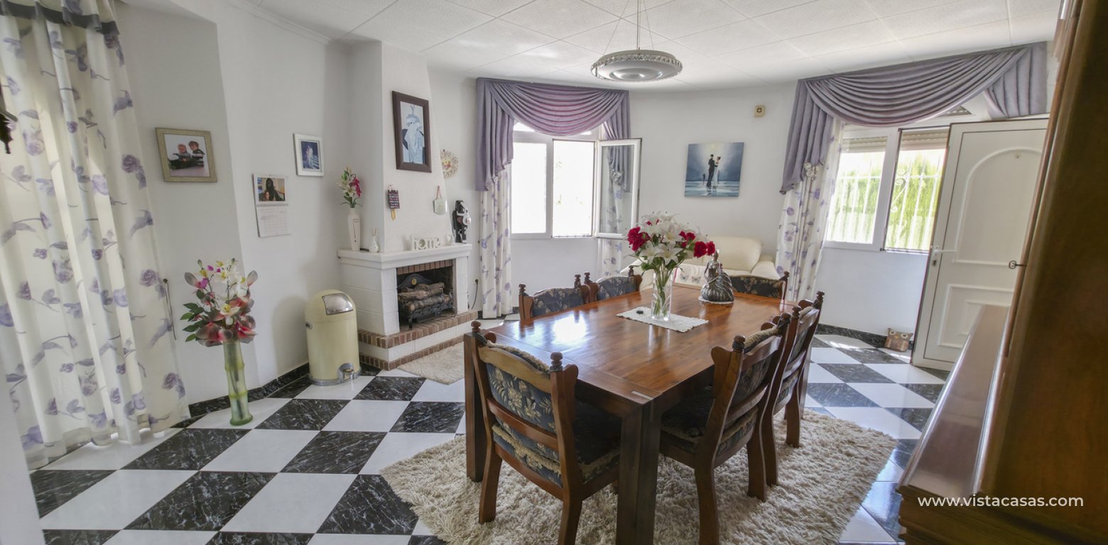 Venta - Chalet - Torrevieja