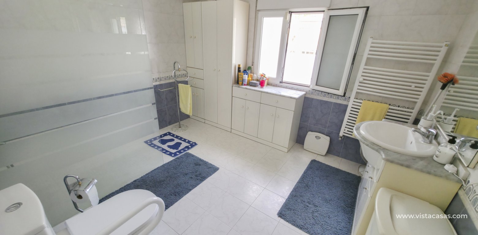 Venta - Chalet - Torrevieja