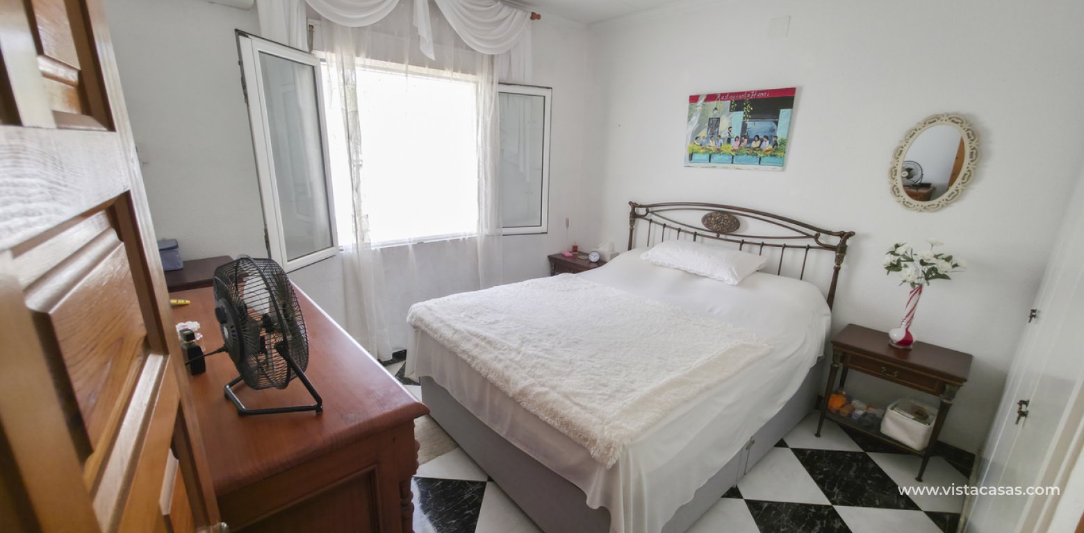 Venta - Chalet - Torrevieja