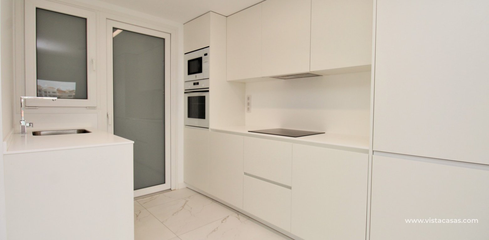 Resale 2 bedroom apartment for sale in Valonia Resort Punta Prima kitchen
