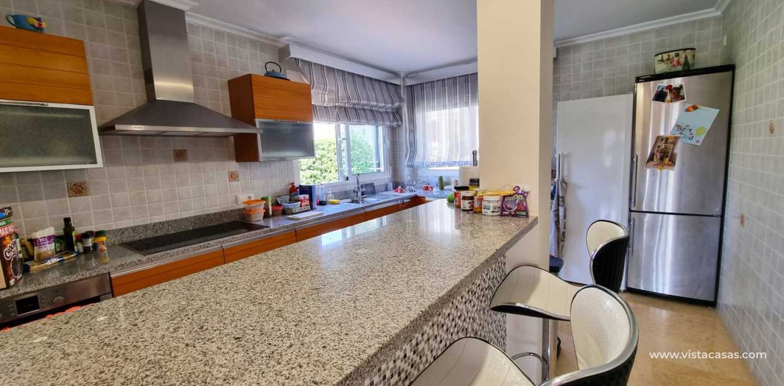 Resale - Villa - Torrevieja - La Mata