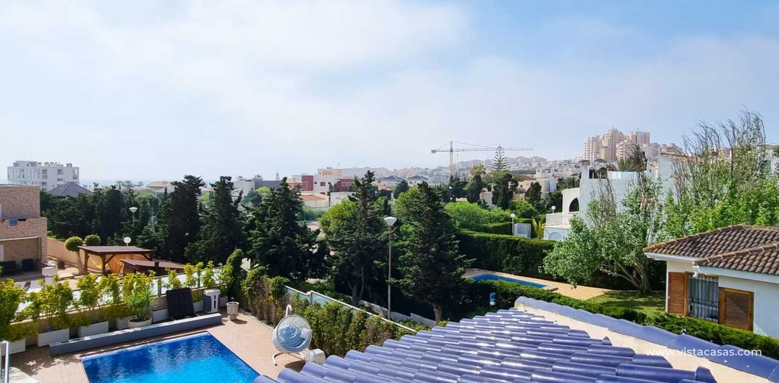 Resale - Villa - Torrevieja - La Mata