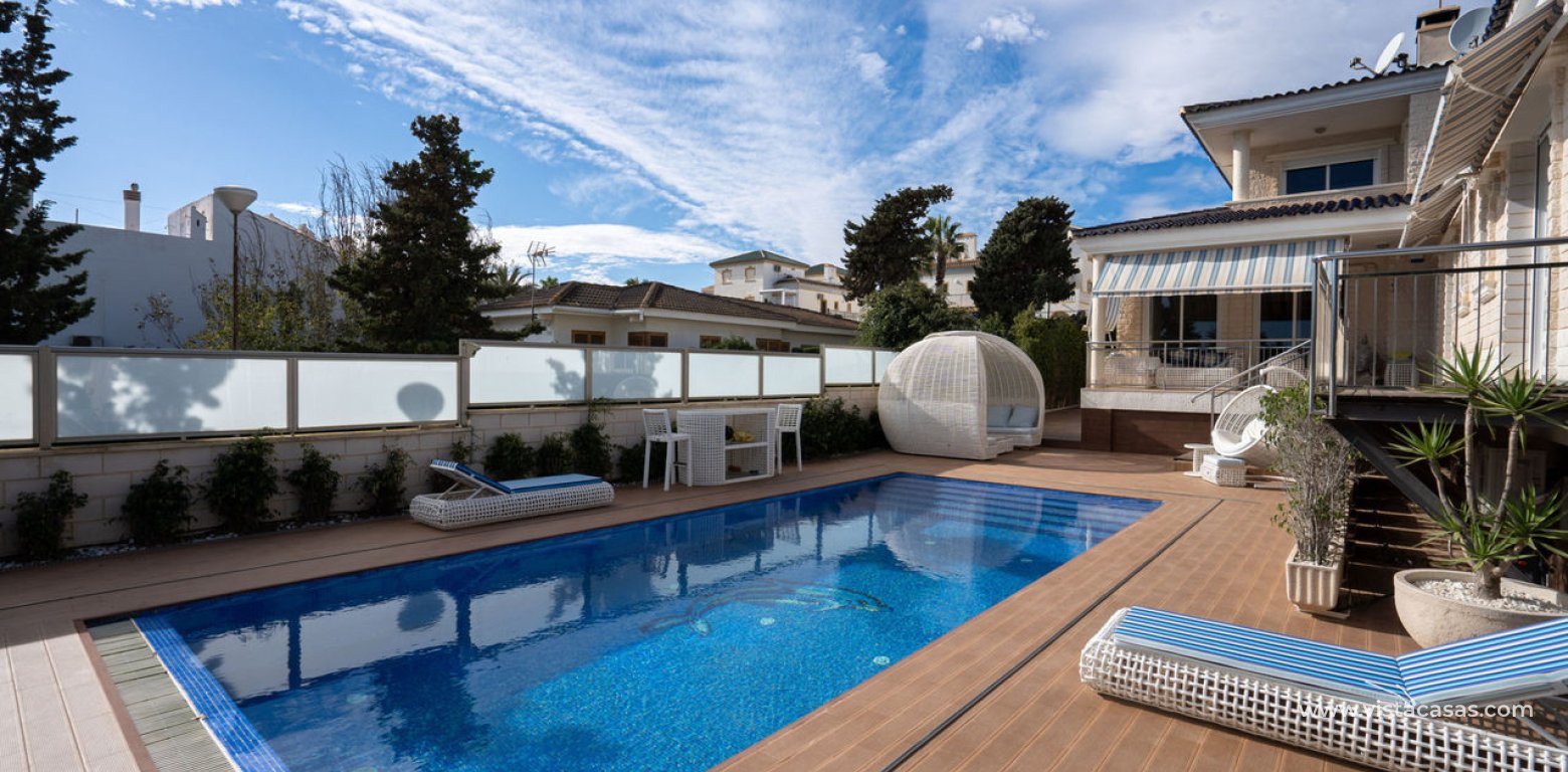 Resale - Villa - Torrevieja - La Mata