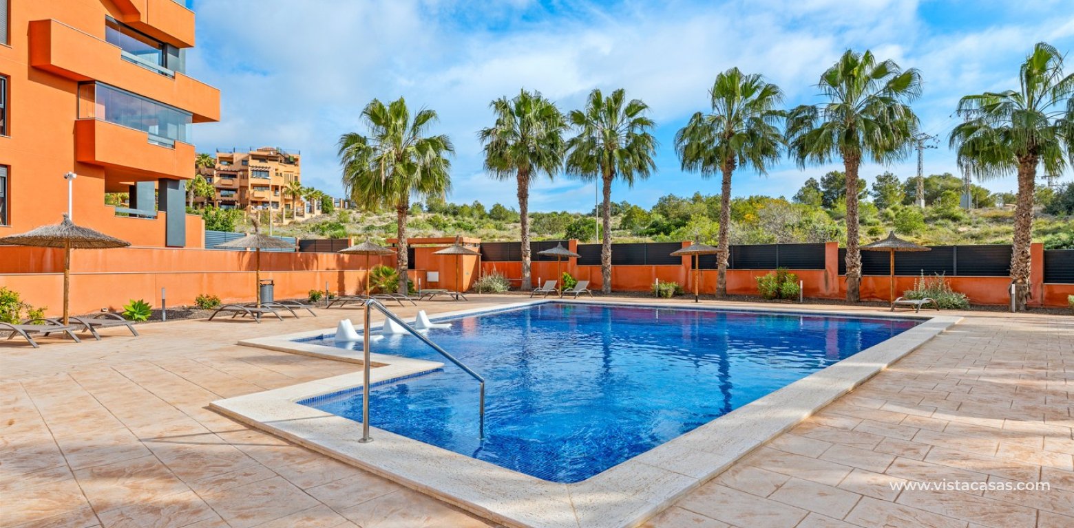 Resale - Apartment - Villamartin