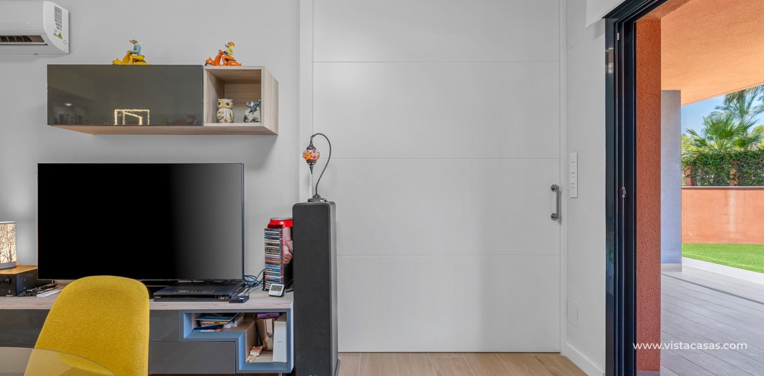 Resale - Apartment - Villamartin