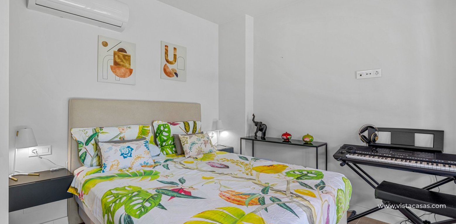 Resale - Apartment - Villamartin