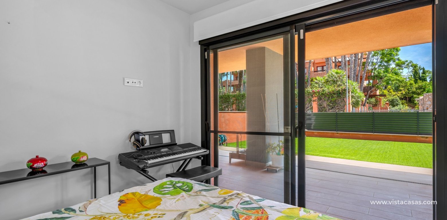 Resale - Apartment - Villamartin