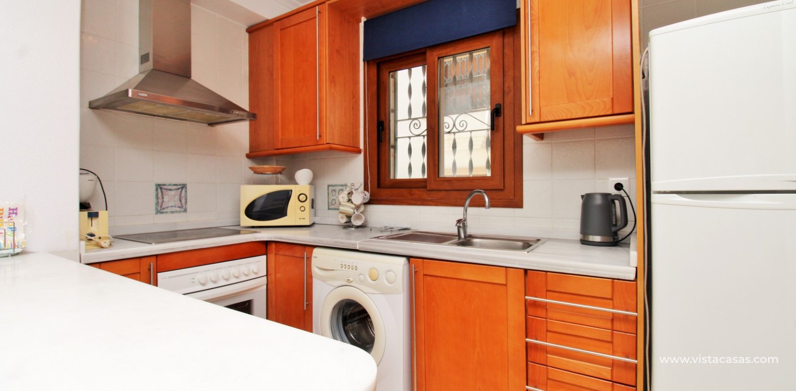Ground Floor Apartment for sale in R9 Pau 8 Villamartin kitchen close up