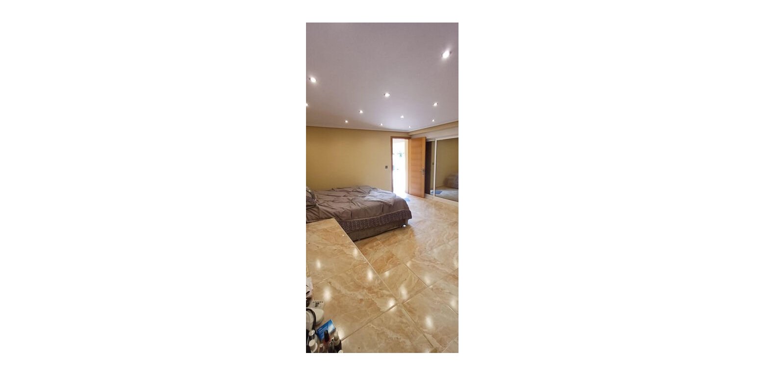 Wtórny - Villa - Algorfa