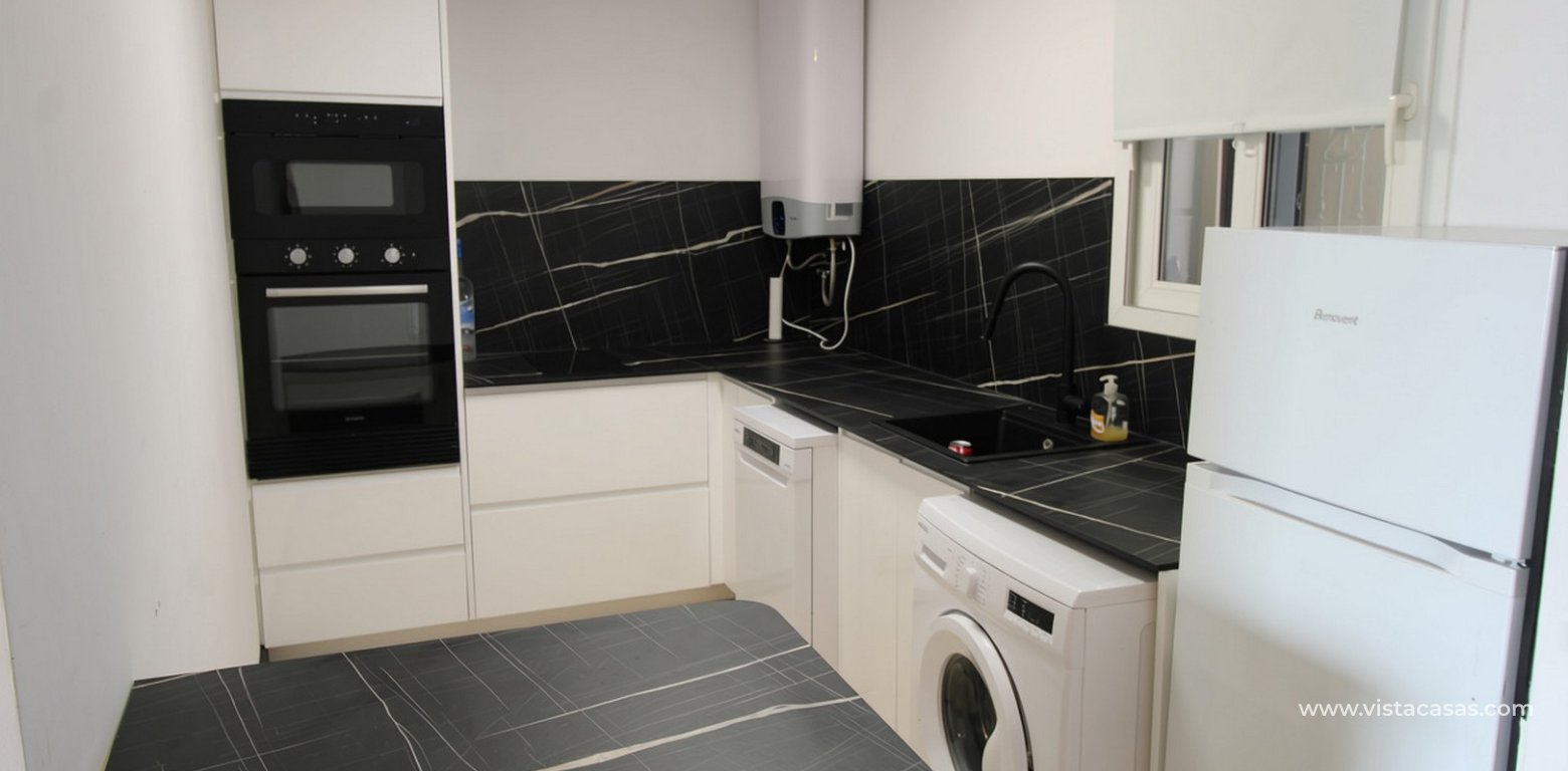 Resale - Apartment - Villamartin
