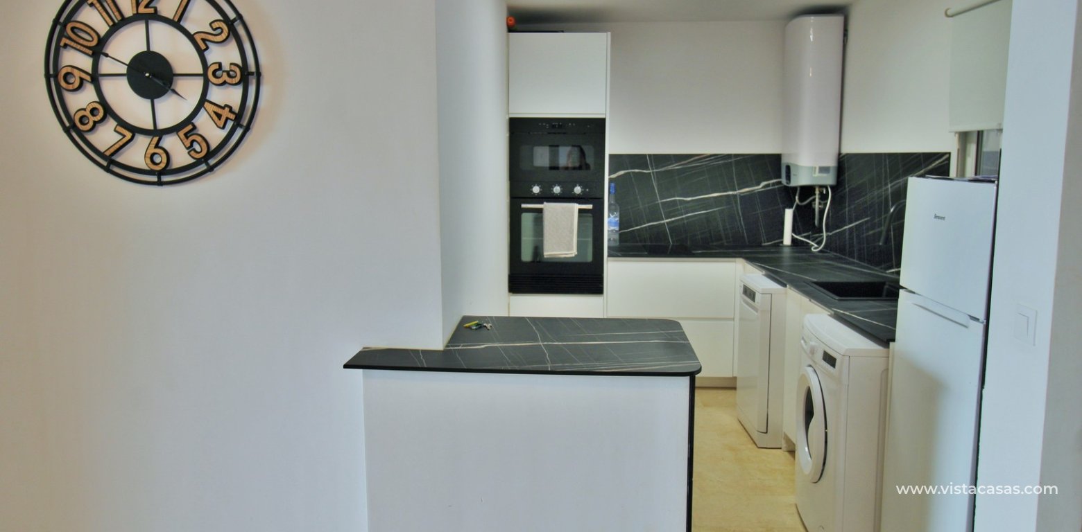 Resale - Apartment - Villamartin