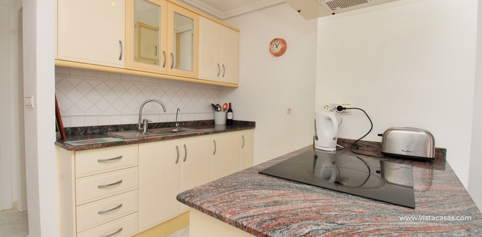 Ground floor apartment for sale in Miraflores V Pau 8 Villamartin kitchen 2