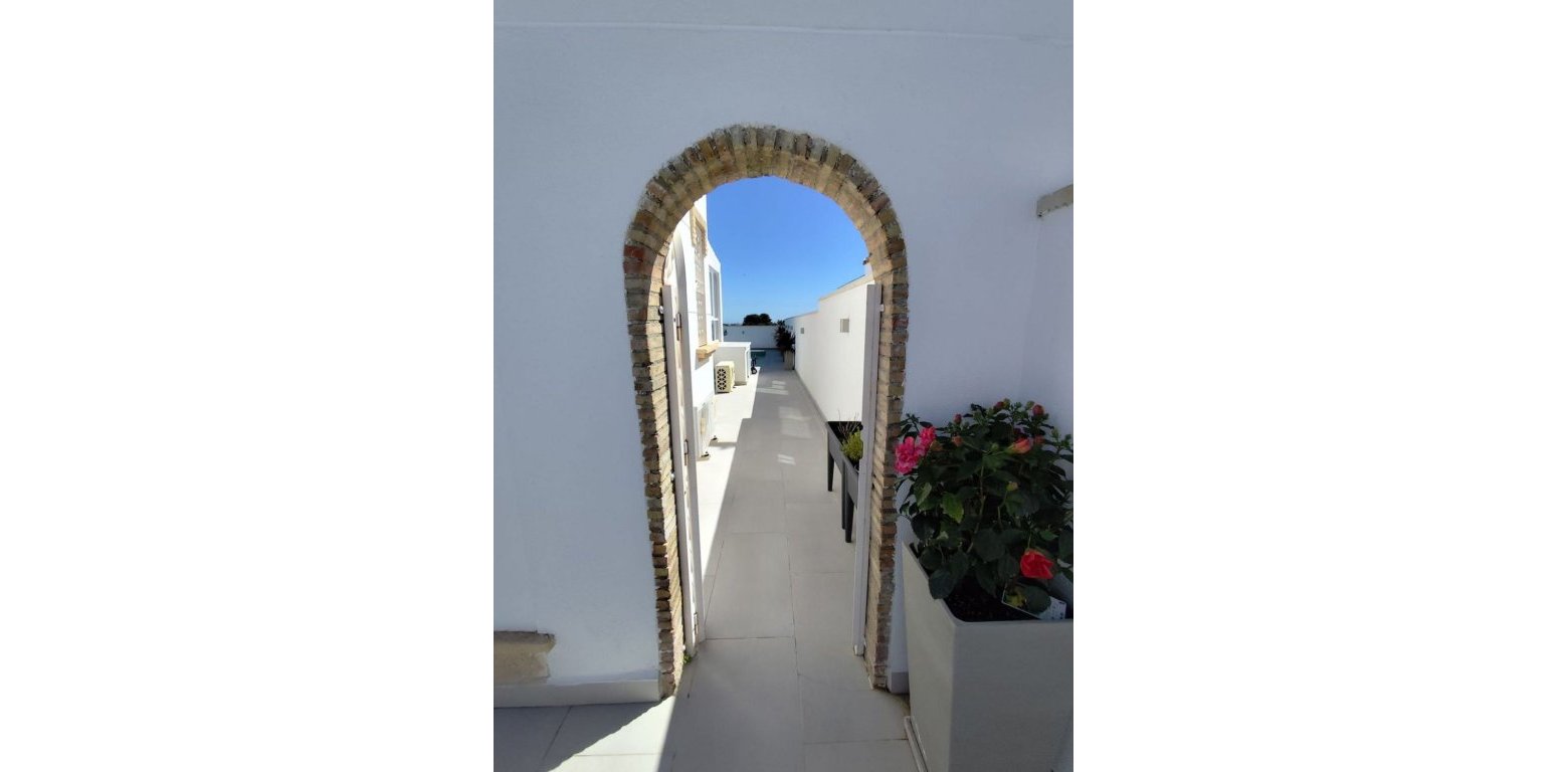 Resale - Villa - Villamartin - Las Violetas