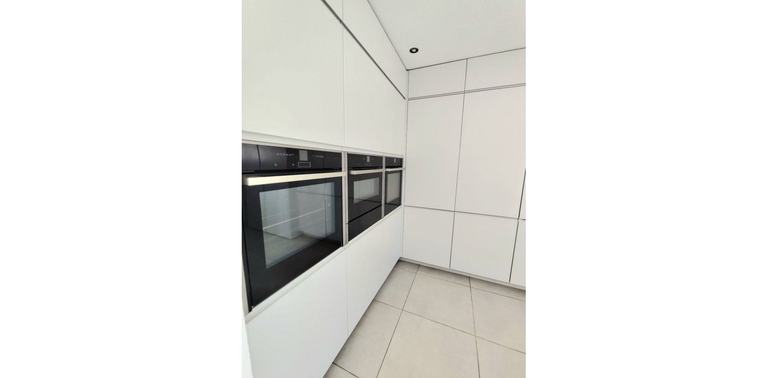 Resale - Villa - Villamartin - Las Violetas