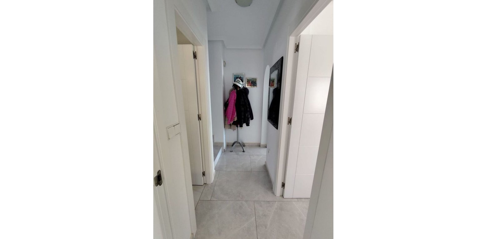 Resale - Villa - Villamartin - Las Violetas