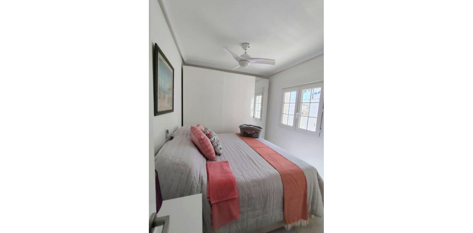 Resale - Villa - Villamartin - Las Violetas