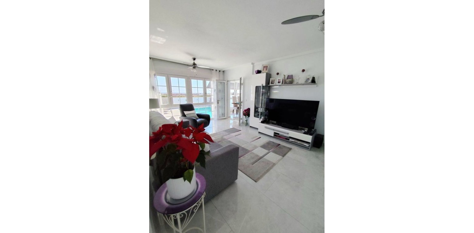Resale - Villa - Villamartin - Las Violetas