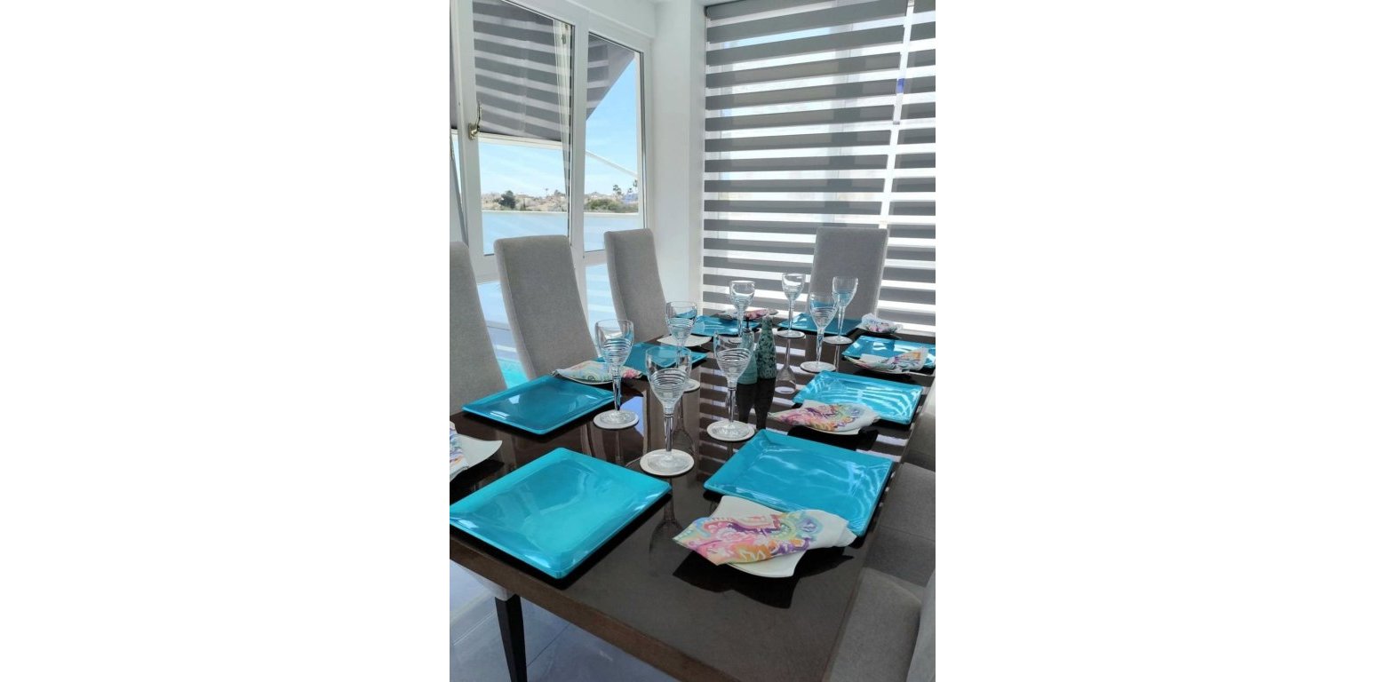 Resale - Villa - Villamartin - Las Violetas