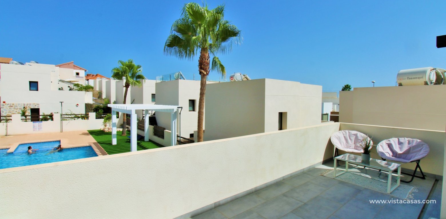Modern 3 Bed Townhouse in Ilios Pau 8 Villamartin balcony