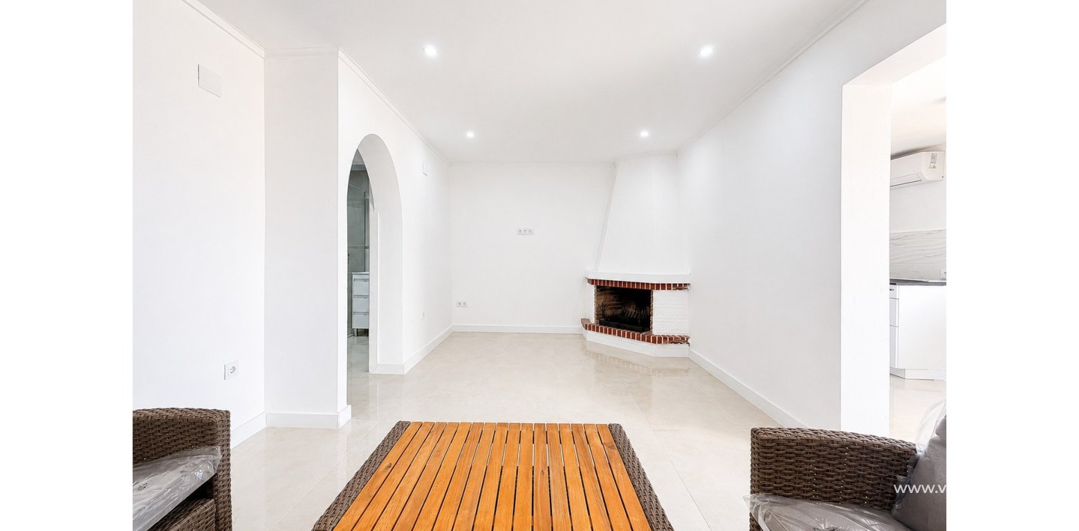 Resale - Apartment - Torrevieja - El Chaparral