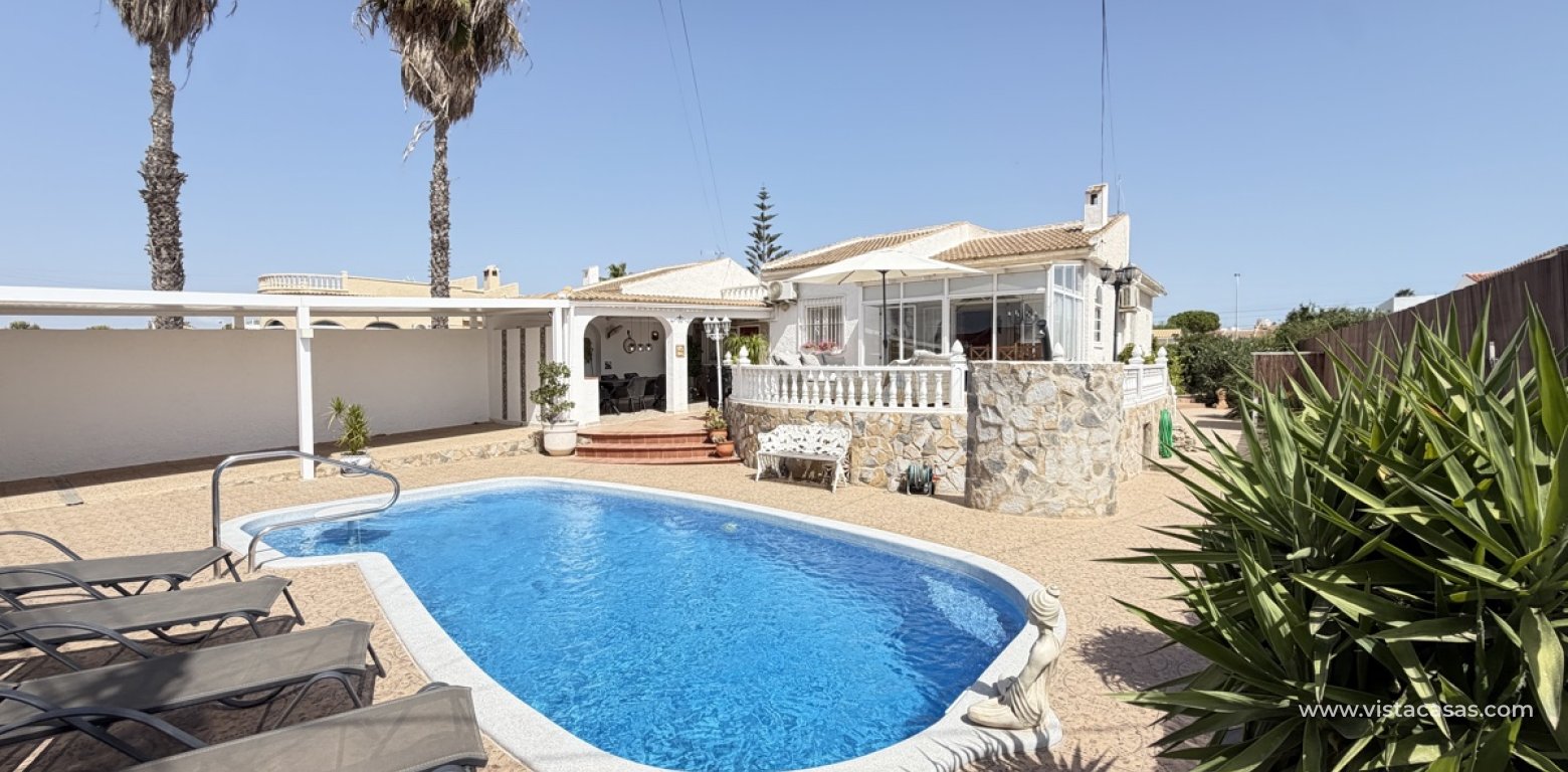 Resale - Villa - Torrevieja - San Luis