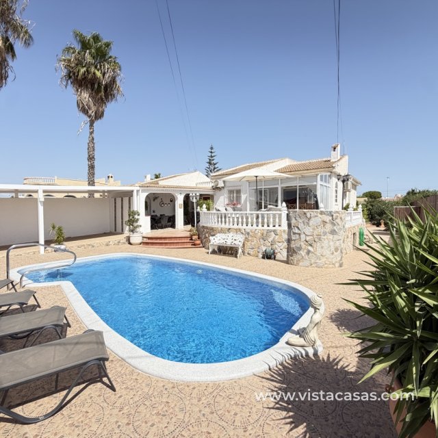 Villa - Resale - Torrevieja - San Luis
