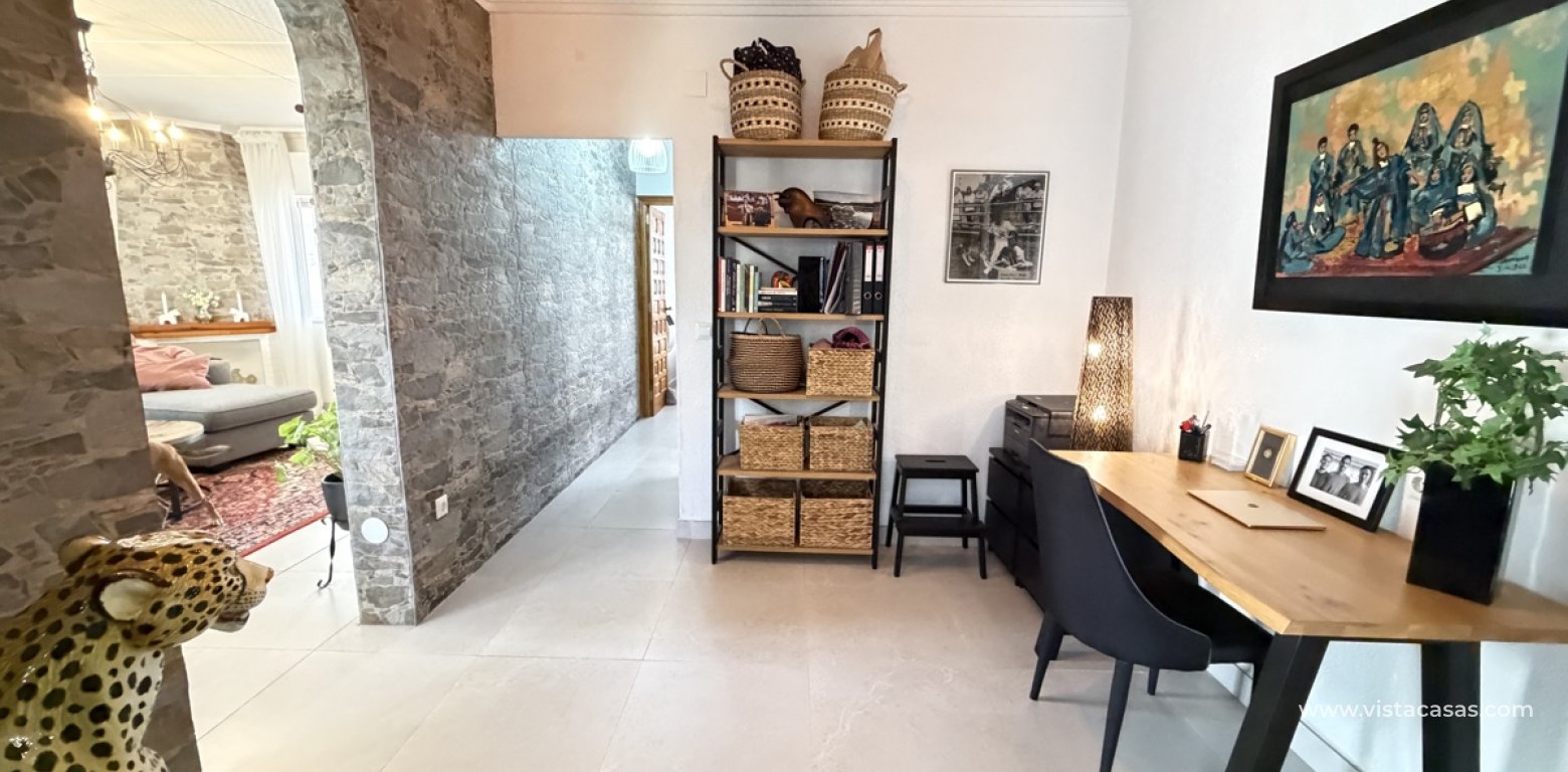 Resale - Villa - Torrevieja - San Luis