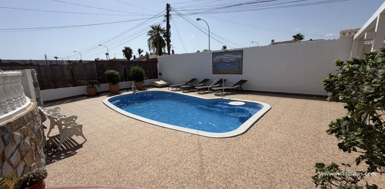 Resale - Villa - Torrevieja - San Luis