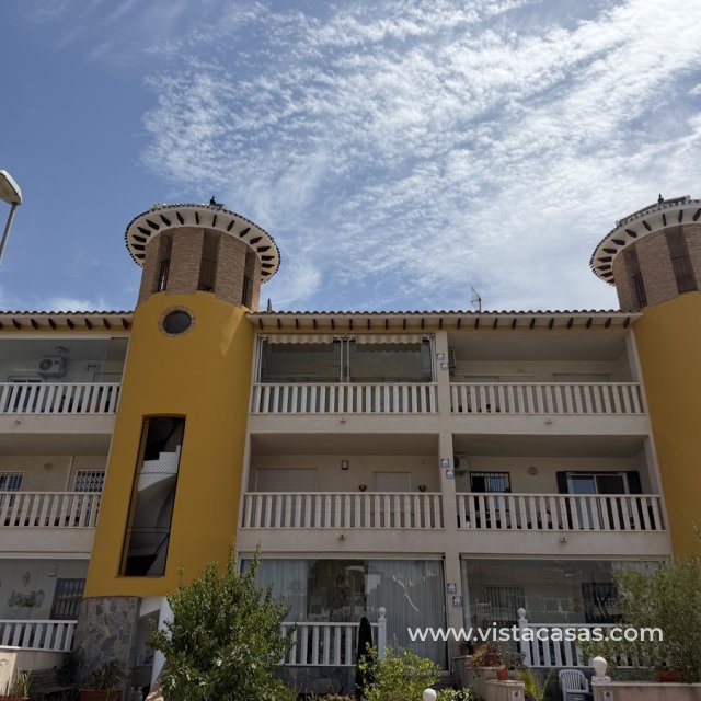 Appartement - Sale - Villamartin - Villamartin