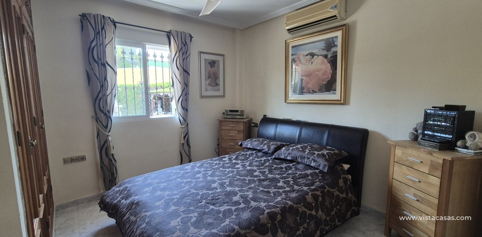 Sale - Villa - Villamartin