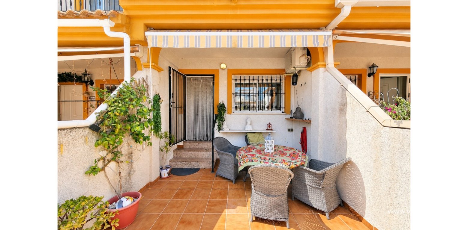 Venta - Townhouse - Daya Nueva