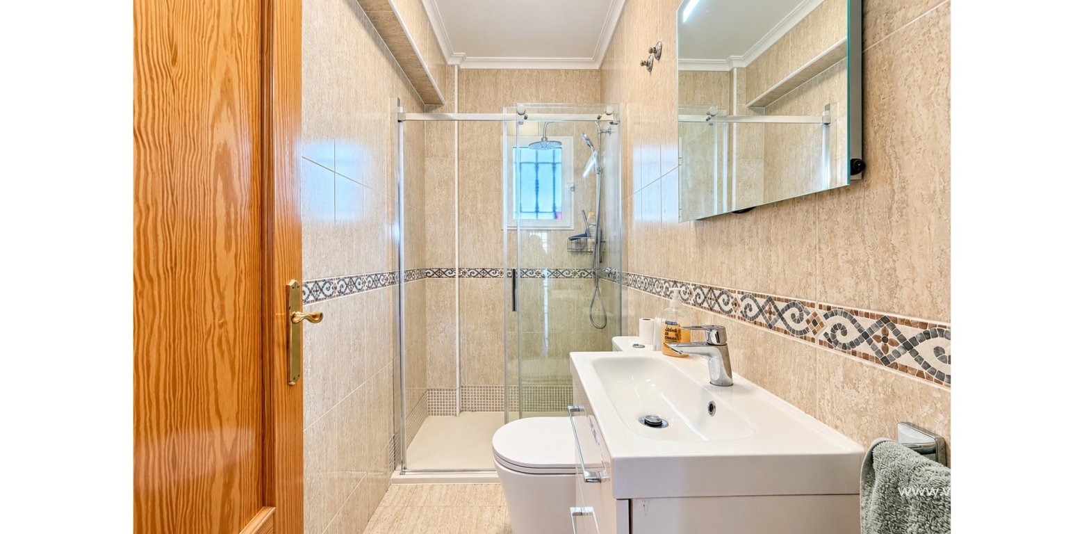 Venta - Townhouse - Daya Nueva