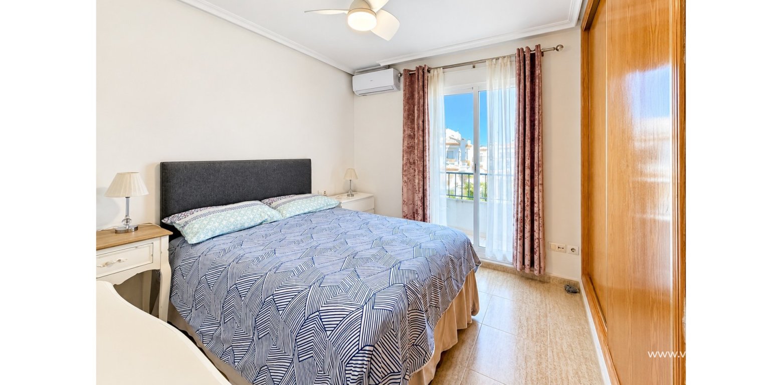 Venta - Townhouse - Daya Nueva