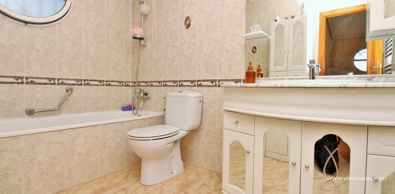 3 Bedroom Quad for Sale in Zodiaco V Villamartin bathroom