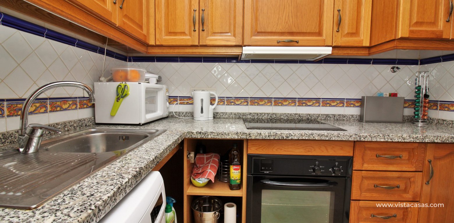 Bungalow for sale in Oporto Golf Pau 8 Villamartin kitchen 3