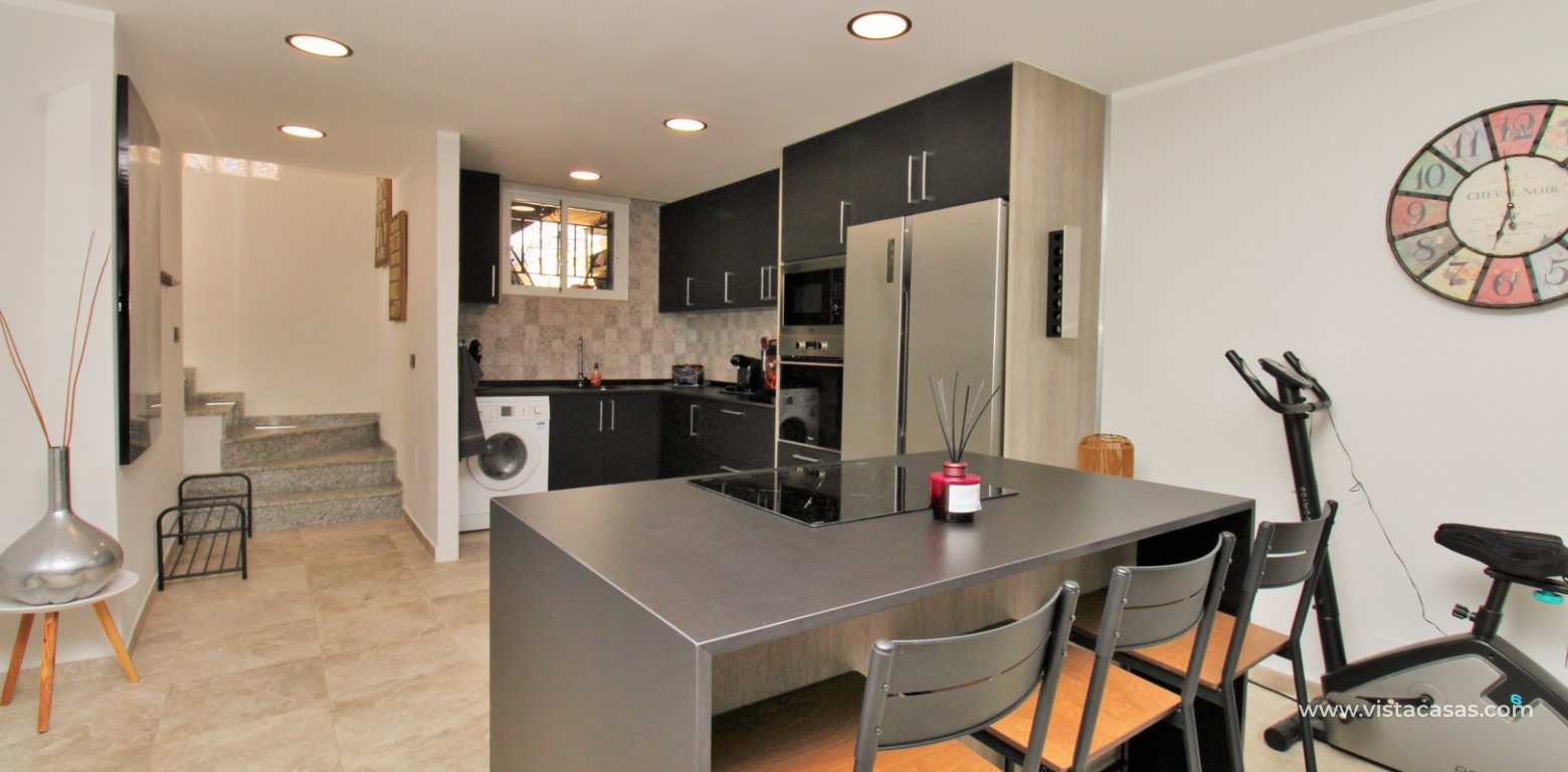 Fully renovated detached villa for sale in Las Violetas Villamartin underbuild