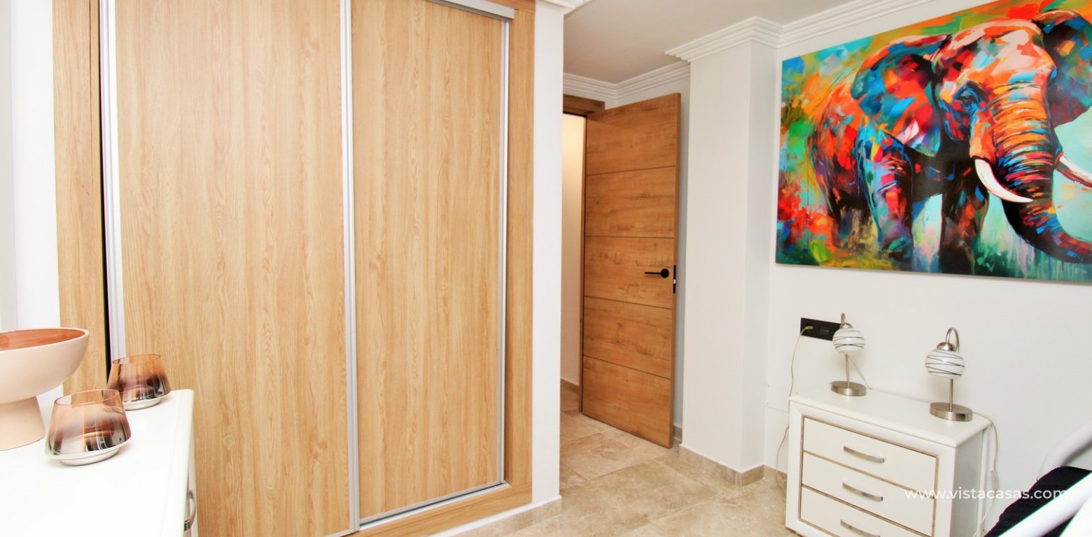 Fully renovated detached villa for sale in Las Violetas Villamartin underbuild double bedroom fitted wardrobes