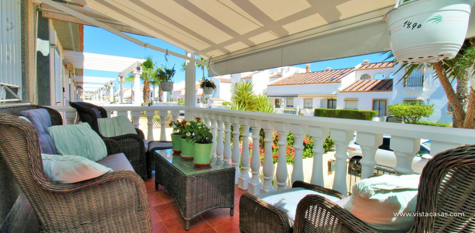 Fully renovated detached villa for sale in Las Violetas Villamartin front raised terrace