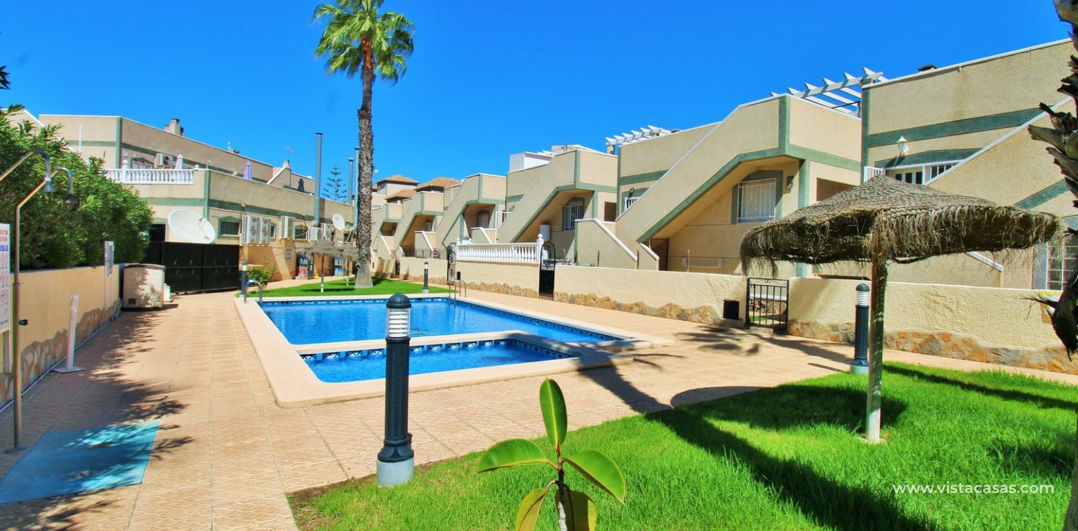 Fully renovated detached villa for sale in Las Violetas Villamartin communal gardens