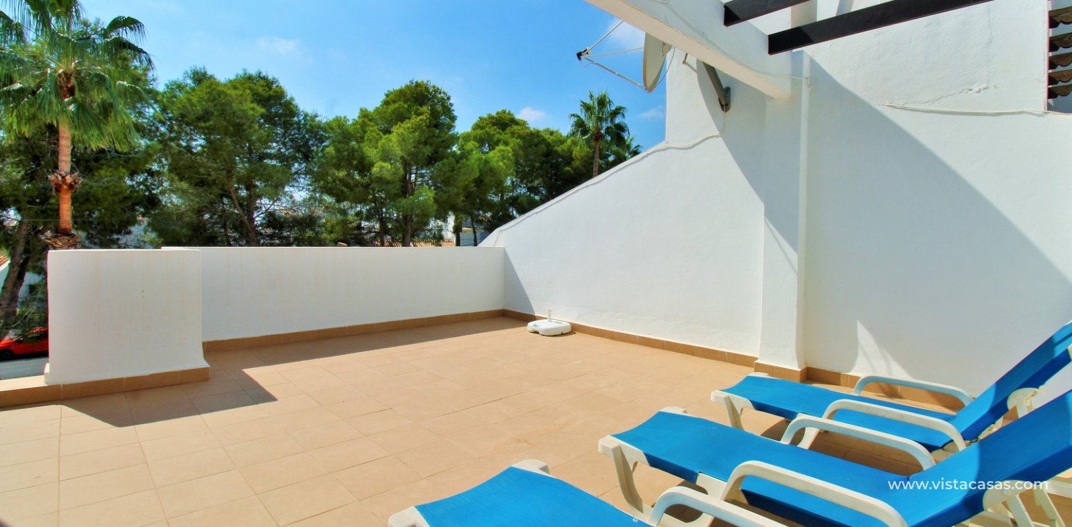 South-Facing Lola Bungalow For Sale in Verdemar III Villamartin roof solarium