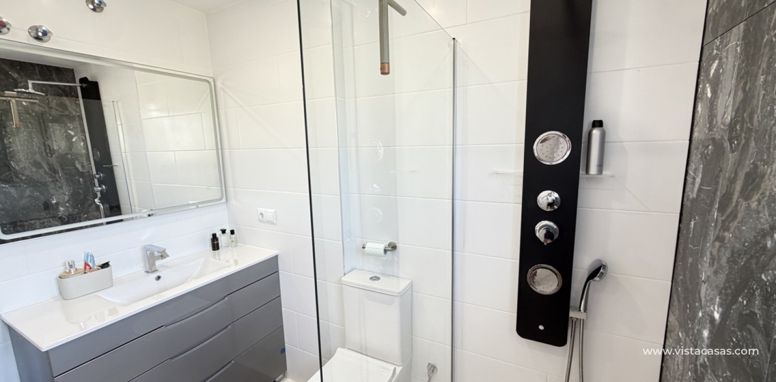 Sale - Villa - Villamartin