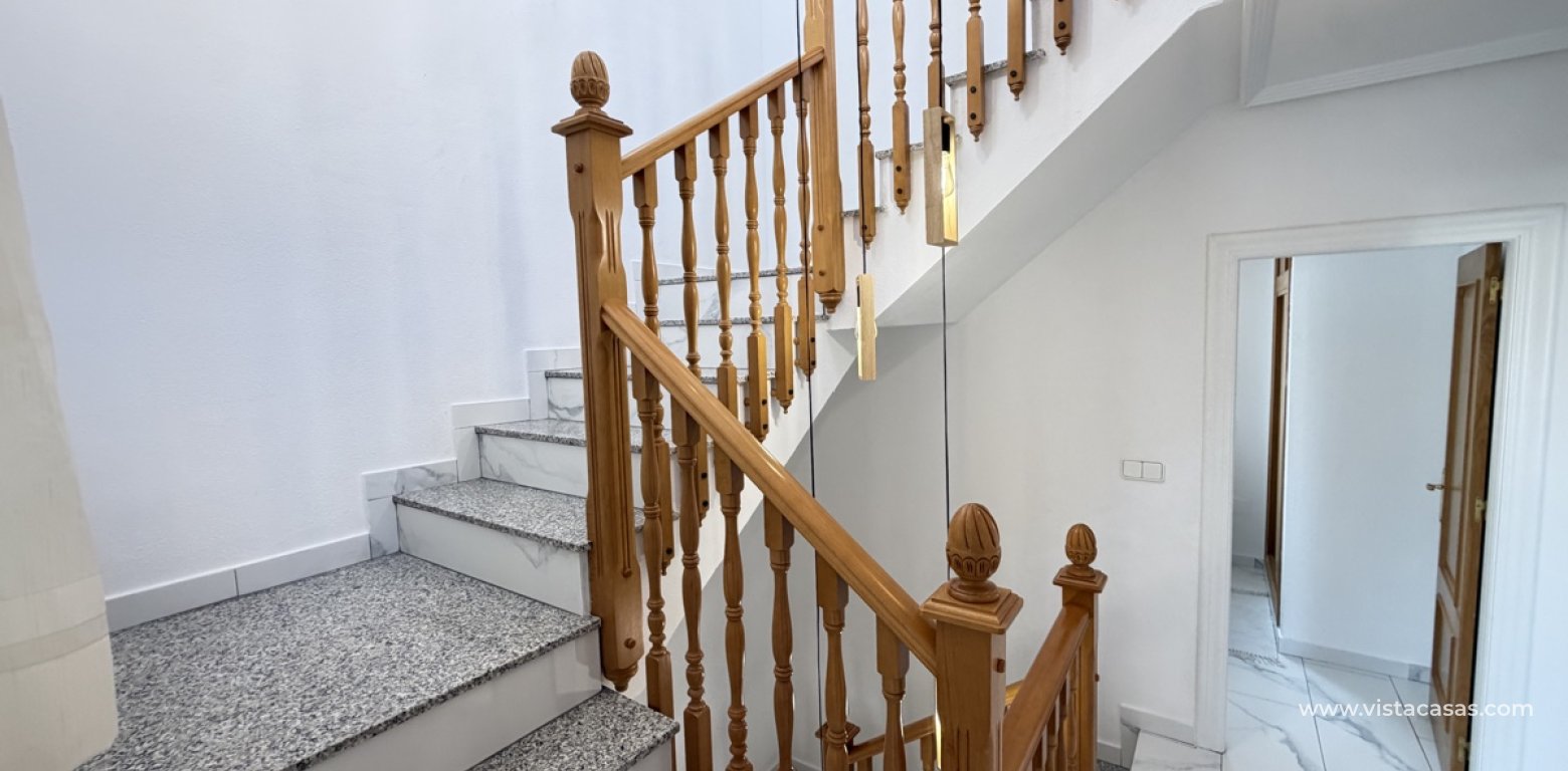 Sale - Villa - Villamartin