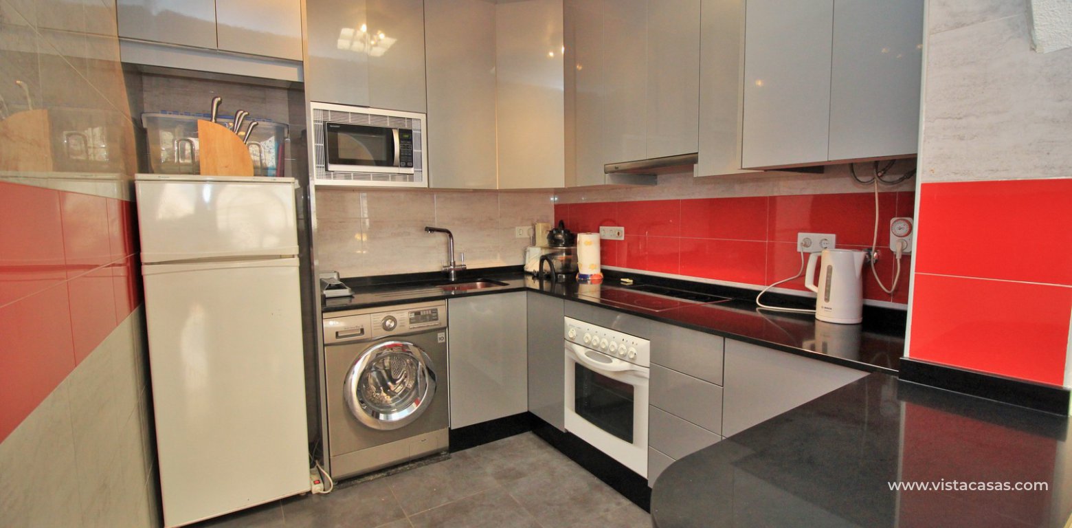 Bungalow for sale in Jumilla II Playa Flamenca kitchen