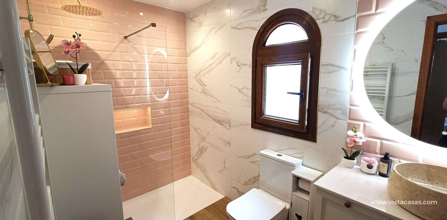 Sale - Villa - Algorfa - La Finca Golf Resort