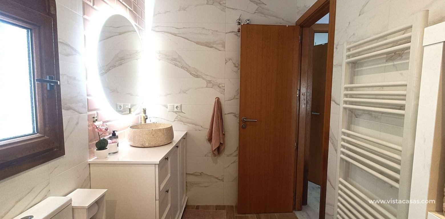 Sale - Villa - Algorfa - La Finca Golf Resort