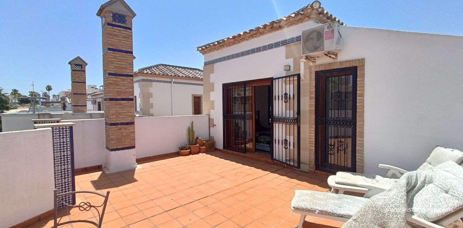 Sale - Villa - Algorfa - La Finca Golf Resort