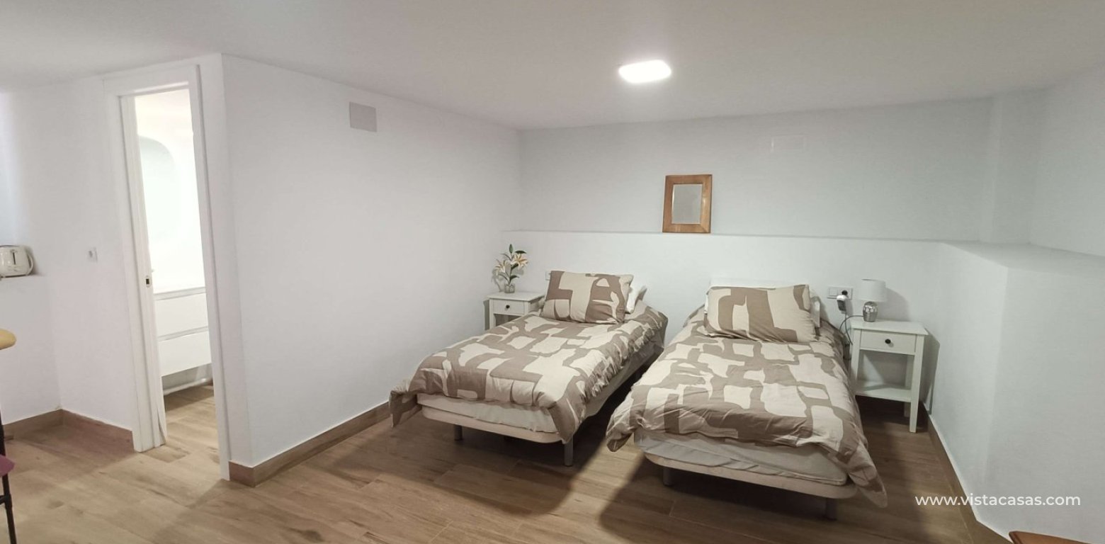 Sale - Villa - Algorfa - La Finca Golf Resort