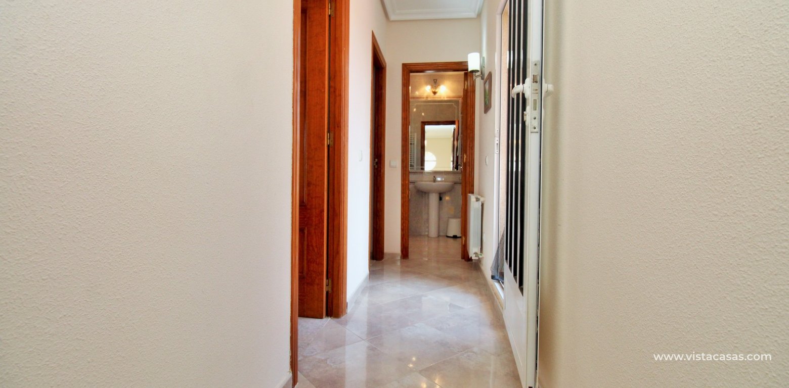 Detached villa with private pool for sale in Zodiaco VI Villamartin landing